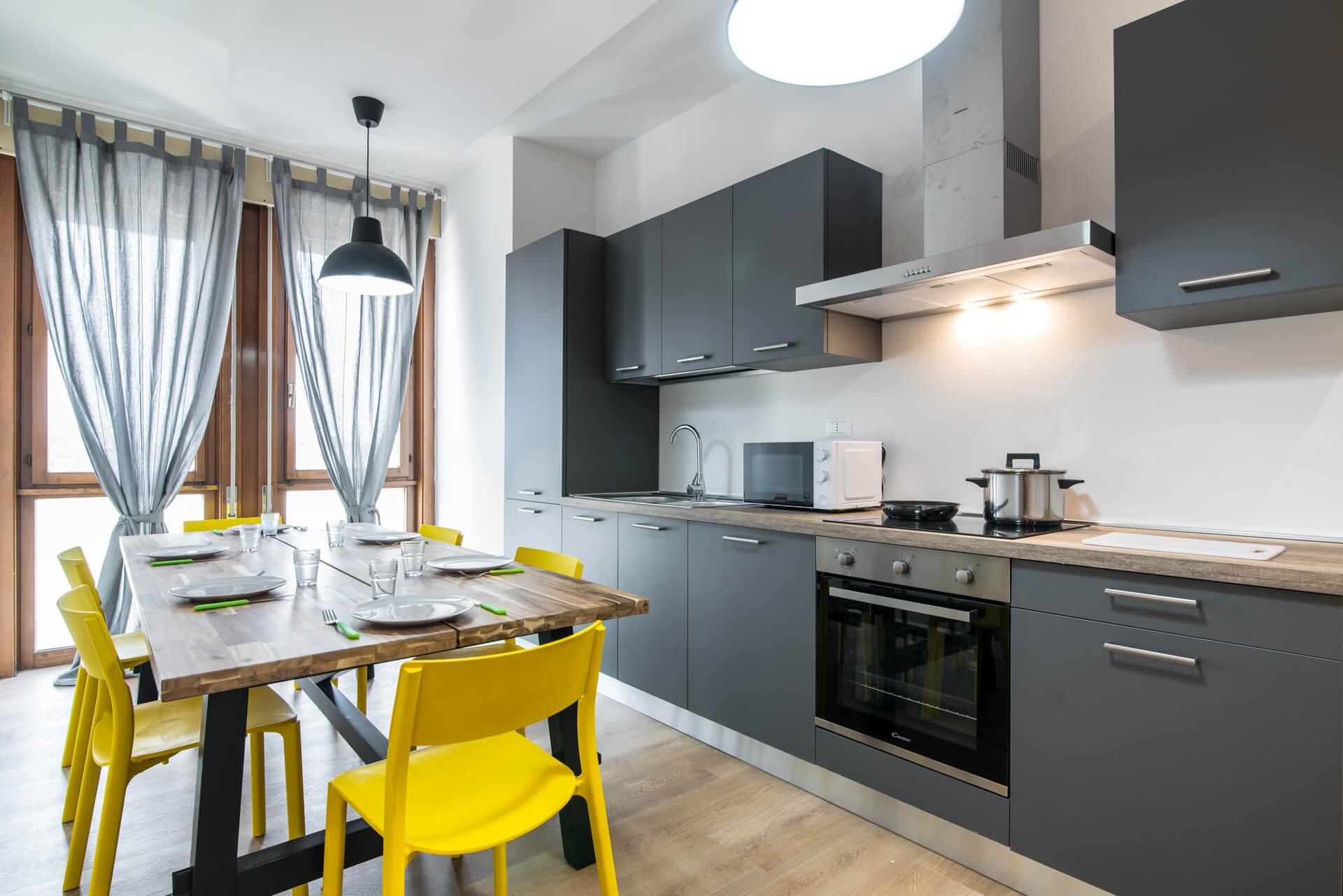 2_Piazza De Gasperi Eight Floor Coliving Bedstudent 21 (9).jpg